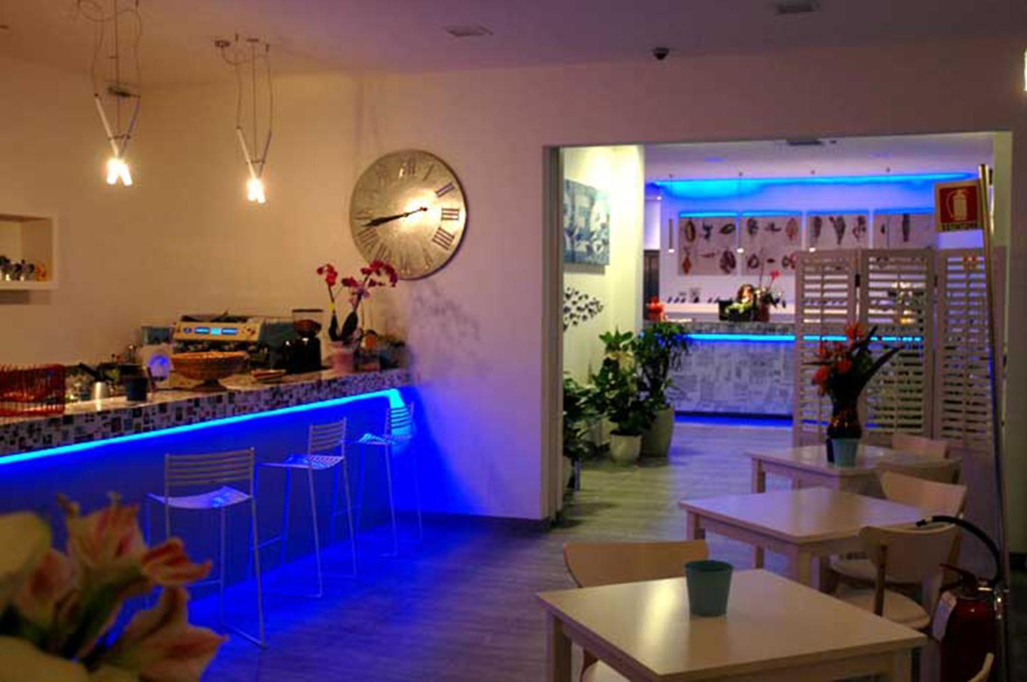 Maree Hotel Чезенатико Экстерьер фото