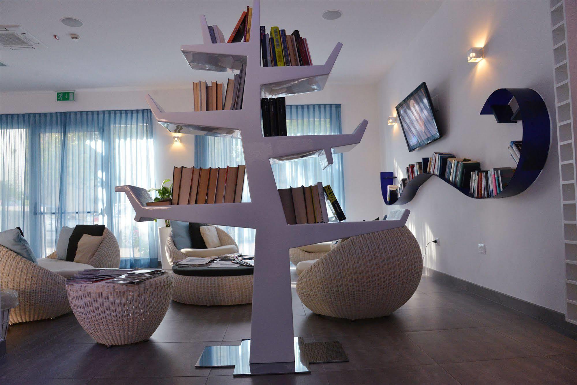 Maree Hotel Чезенатико Экстерьер фото